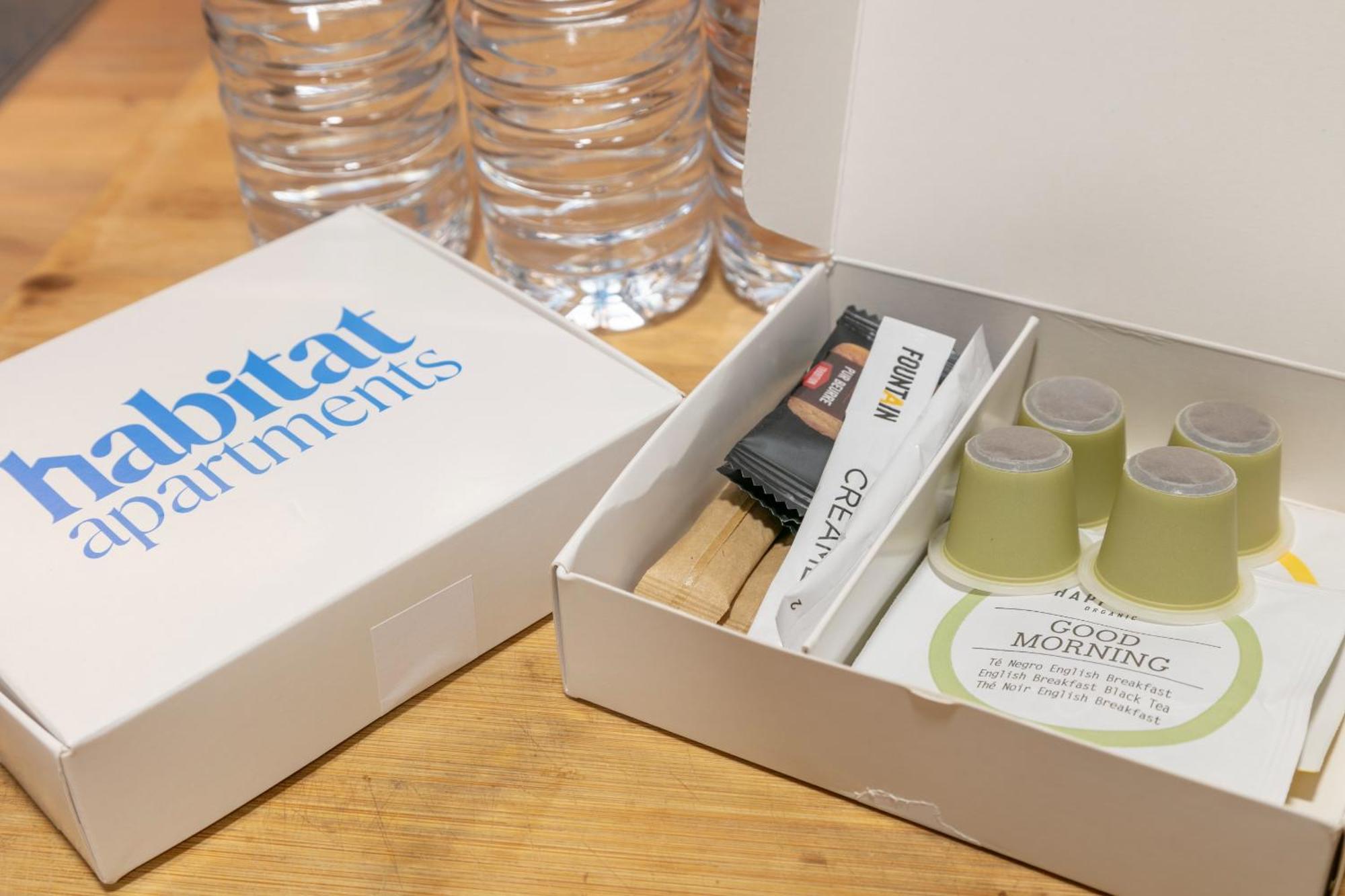 Habitat Apartments Rambla Deluxe バルセロナ エクステリア 写真