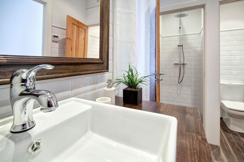 Habitat Apartments Rambla Deluxe バルセロナ エクステリア 写真