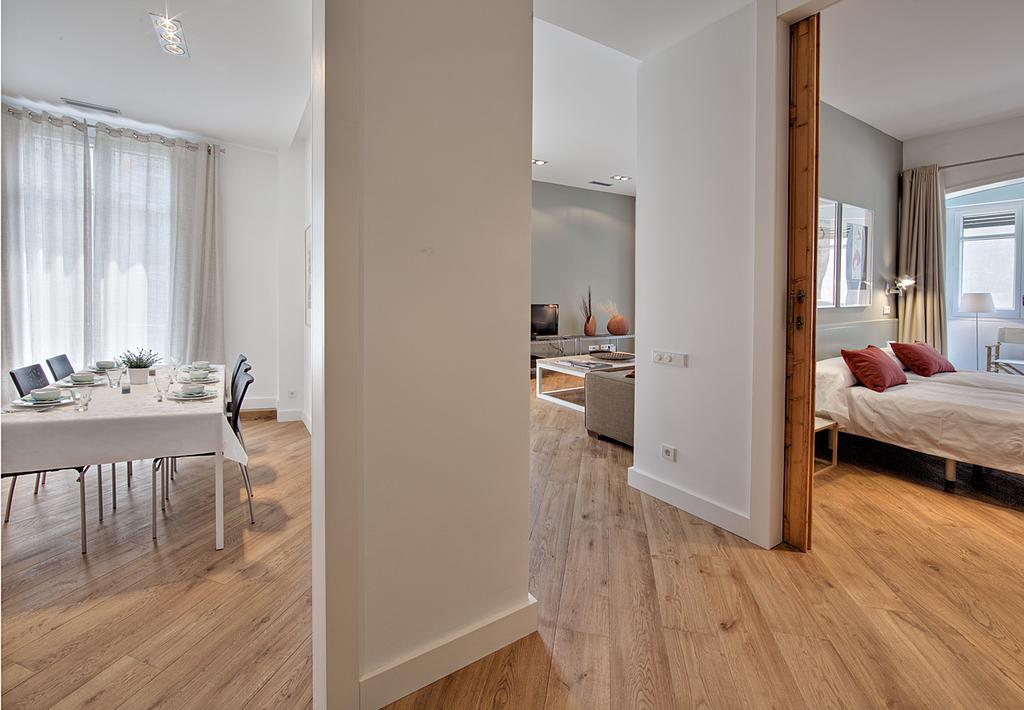 Habitat Apartments Rambla Deluxe バルセロナ エクステリア 写真